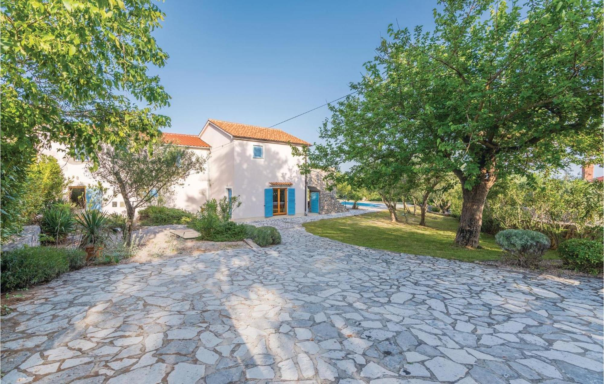 Nice Home In Zgaljici With Outdoor Swimming Pool Skrbčići Eksteriør billede